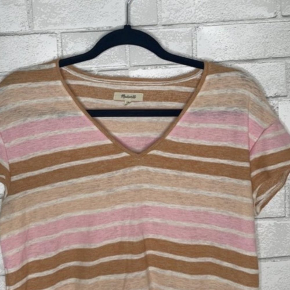 Madewell Skyline V-Neck Tee in Sweetheart Blush - Picture 3 of 8